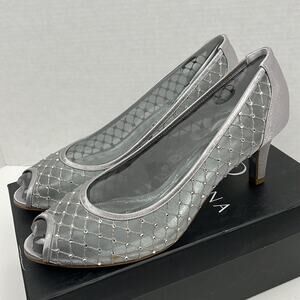 Adrianna Papell Womens Heels Shoes Size 9.5 Open Toe Jamie Silver Saba Mesh